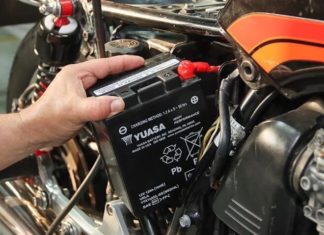 What to do when the motorcycle battery has been idle for too long and runs out of power?