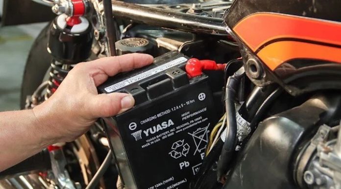 What to do when the motorcycle battery has been idle for too long and runs out of power?