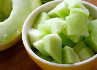 How to choose delicious, sweet, and chemical-free white pears