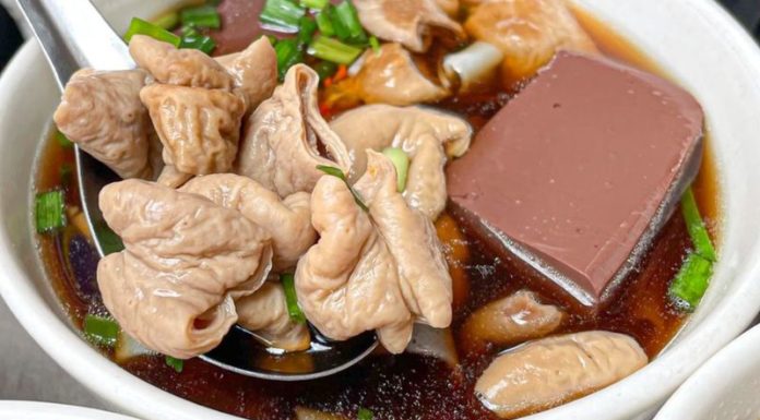 Delicious and Authentic Recipe for Ho Ngoc Hoa-style Hủ Tiếu Noodles