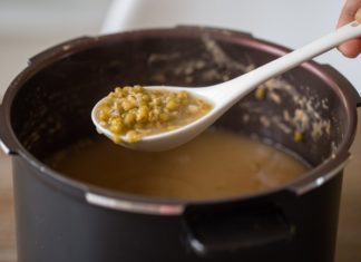 The Right Way to Sweeten Green Bean Soup: A Guide for Perfect Sugar Addition