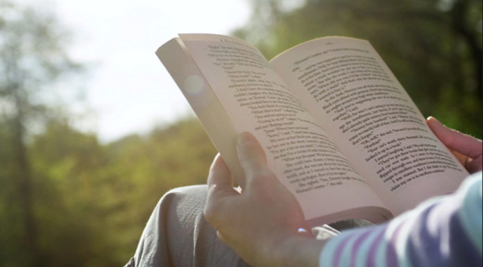 7 Easy Strategies to Improve Your Reading Speed and Understanding