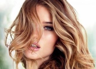 “Get Your Makeup Vanity Ready for Summer with a Makeover”