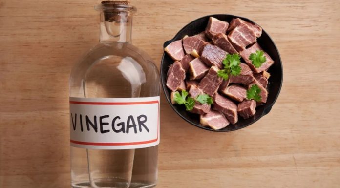 Amazing Benefits of Using Vinegar on Meat