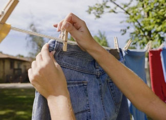 Tips to Keep Clothes Wrinkle-Free Without Ironing