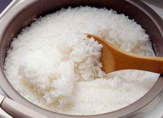 “How to Revive Hard, Sticky, and Dry Rice: Tips and Tricks”