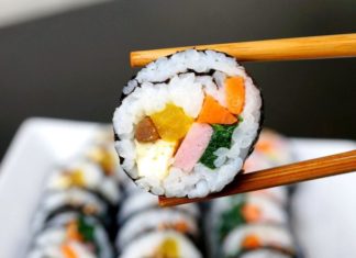 Seaweed Rice Rolls – Say Goodbye to Torn Nori Sheets with this Simple Tip