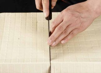 The secret to perfectly crispy fried tofu: don’t toss it straight into the pan, follow these 2 steps for a golden and never soggy result.