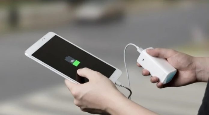 When is the ideal time to charge your phone battery?