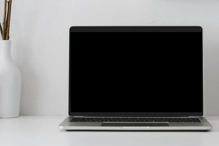 5 Effective Ways to Turn Off Your Laptop Display While Keeping Your System Running: A Must-Read Guide