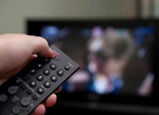 Common Mistakes When Turning off the TV That Waste Electricity, Cause Damage to the Device
