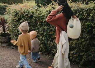 Discover the Slow Parenting Method for Holistic Child Development