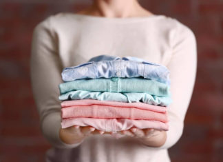 3 Simple Tips to Keep Your Clothes Smelling Fresh Like a Laundromat