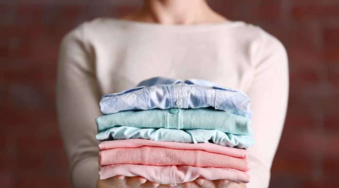 3 Simple Tips to Keep Your Clothes Smelling Fresh Like a Laundromat