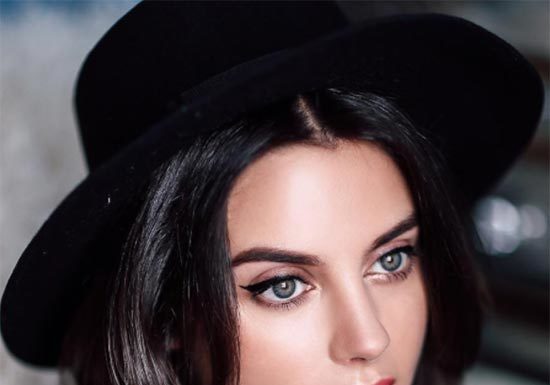 How to choose the perfect lipstick shade and some tips for every occasion