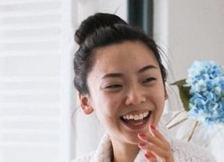 Own a Bright Smile with Natural Essential Oils