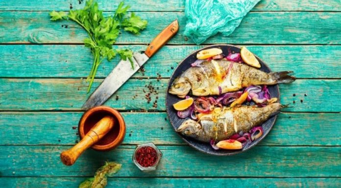 Fish is great for your health, but eating it with these things is very dangerous.