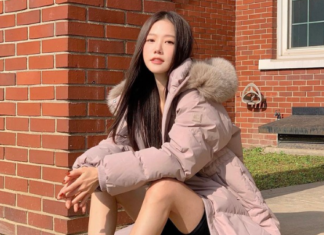 The rise of oversized, bulky coats on windy days receives enthusiastic endorsement from women.