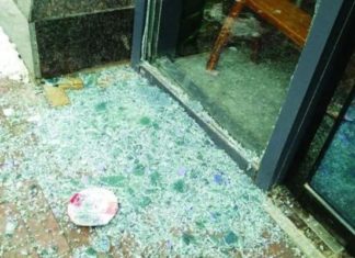 Explosion in Induction Stove while Having Hotpot Causes 6 People to Suffer: The Culprit is Something Everyone Carries