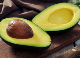 Don’t waste money on oversized avocados – here’s how to choose the perfect ripe and creamy ones