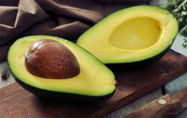 Don’t waste money on oversized avocados – here’s how to choose the perfect ripe and creamy ones