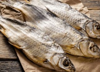 What makes Astrakhan dried fish from Russia so special that many people are addicted to it?