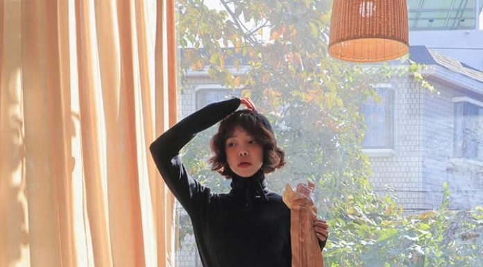 5 Stylish Ways to Rock a Long Knit Skirt and Stay Ahead of Fashion Trends