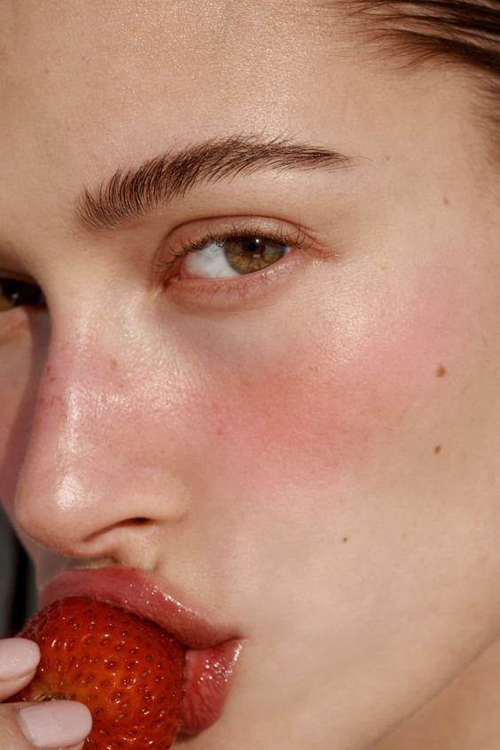 Quick fix for dry and chapped lips to keep them smooth and crack-free