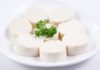 Tofu should not be fried or boiled immediately after purchase, steam it with minced meat for a simple and delicious dish that goes well with rice.