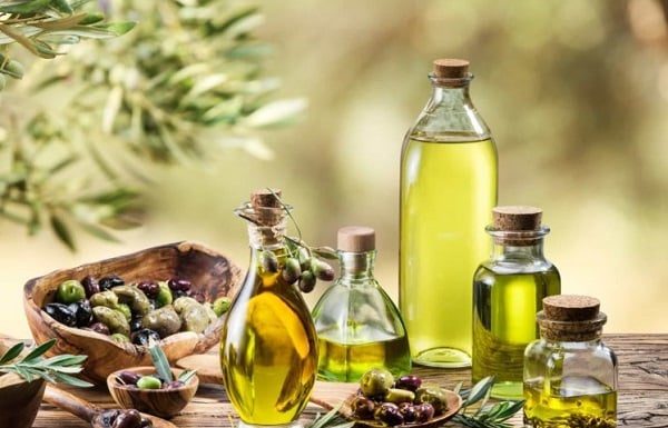 6 Tips for Brightening Skin with Olive Oil, for Flawless and Radiant Complexion