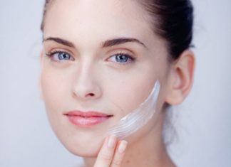 The Ultimate Guide to Winter Skin Care: 5 Must-Have Products for a Hydrated, Glowing Complexion