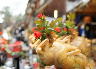 Choosing hen for incense lighting. When to choose a rooster and when to choose a hen, many people still don’t know.