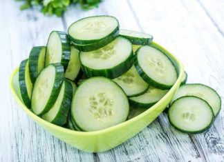 Get rid of the harmful habit of using sandals to kill insects, this is the right way to do it.