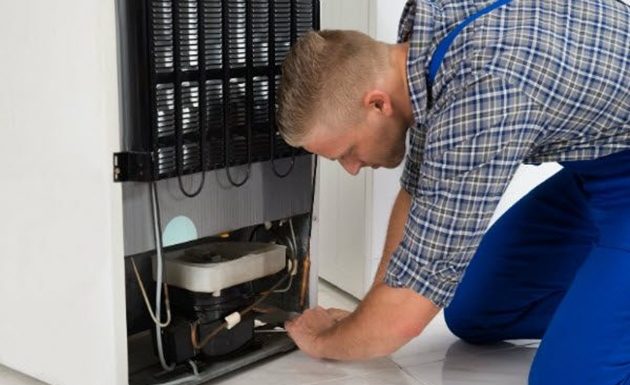 Why is the fridge making loud noises? Causes and solutions