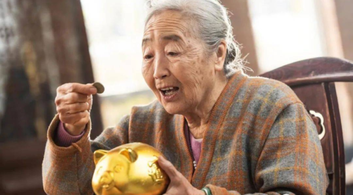 Not exercising or drinking lots of water: These are the 3 secrets to longevity