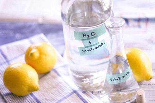 Using Hot Vinegar to Clean Your Toilet Overnight – Gather your family to witness something extraordinary