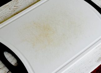 Make Scratched Plastic Cutting Boards Look Brand New in Less Than 1 Minute