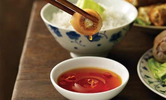 Just drop a cold grain of rice in, and you’ll instantly know whether the fish sauce is genuine or fake.