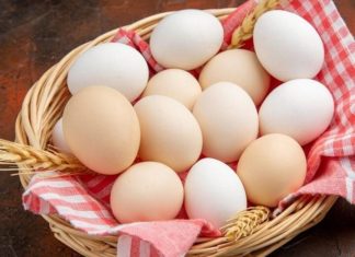 How to Tell If Eggs Have Been Sitting Too Long