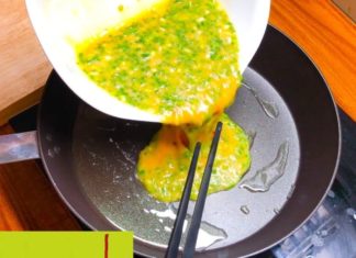 How to Make Crispy Golden Fried Eggs with Added Nutrients?