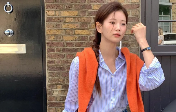 Don’t store away your summer shirt just yet, layer it in these adorable ways