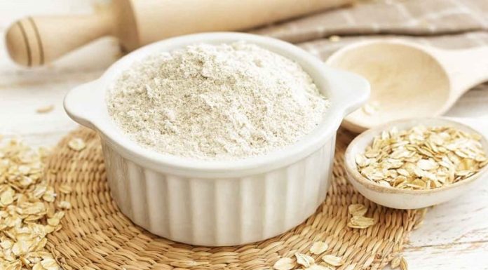 3 Effective Exfoliating Recipes for Purifying and Brightening Skin