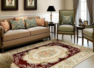 Why do rich people like having a red carpet under their reception desk? Find out why everyone wants to follow suit.