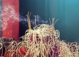 Feng Shui Master warns against this type of incense burning if you don’t want to lose your fortune, but many families still do it every month