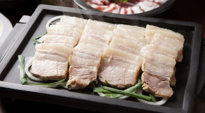 “The Great Meat Debate: To Boil or Not to Boil?”