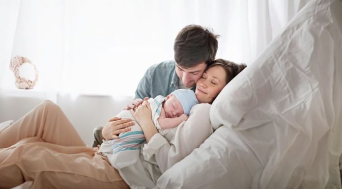 The Miracle of Birth: 5 Key Moments to Cherish for a Happy and Healthy Childbirth Experience