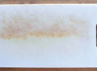 Should I replace my plastic cutting board with multiple cuts? How can I maintain a plastic cutting board?