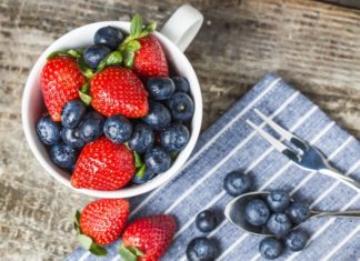 4 Foods to Eliminate Hyperpigmentation and Dark Spots while Nourishing the Skin