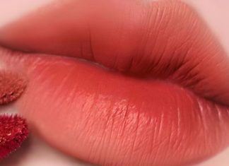 Tips for Perfectly Red Lipstick without Touch-ups