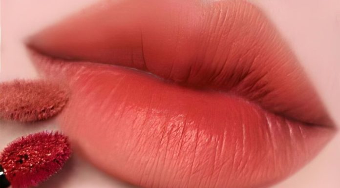 Tips for Perfectly Red Lipstick without Touch-ups